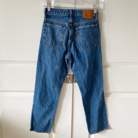 Levi's Wedgie Button Fly Distressed Straight Cropped Jean Size 25 - Picture 14 of 14